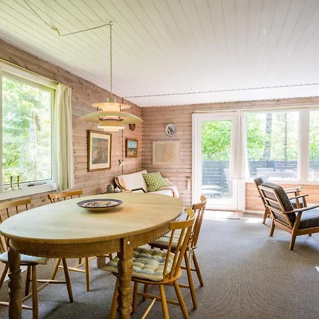 5 Person In Nørre Nebel